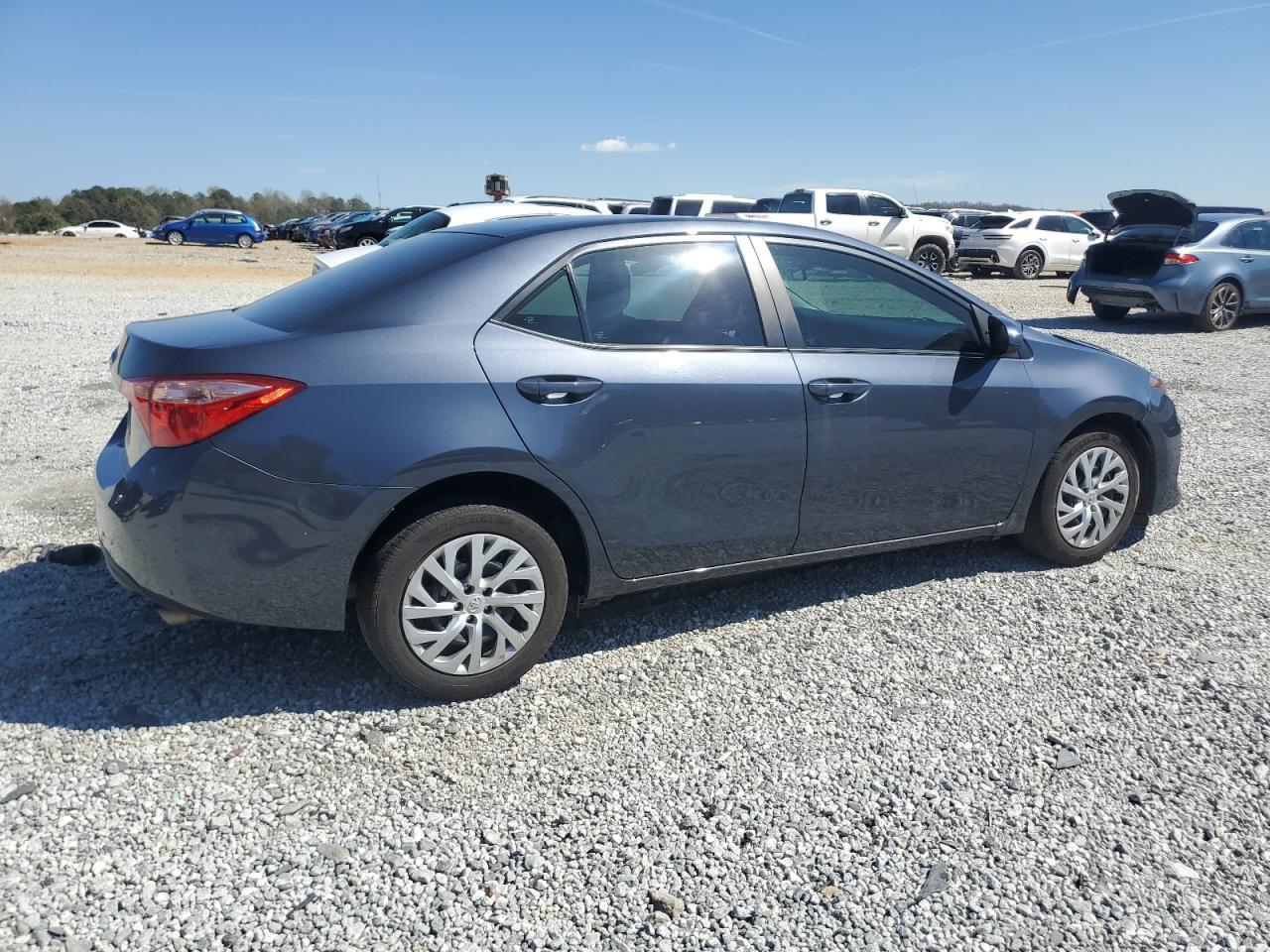 2018 TOYOTA COROLLA L - Image 3