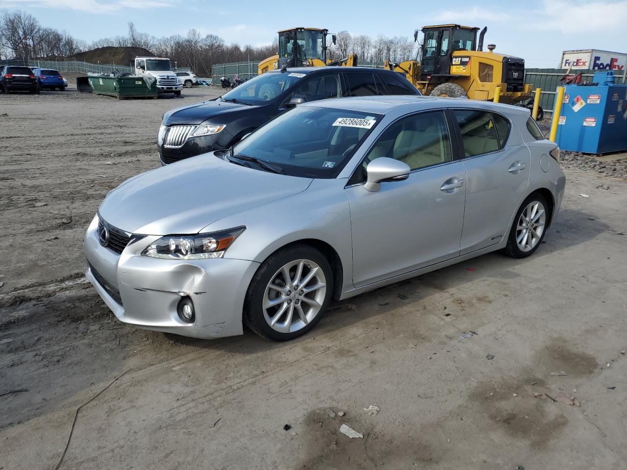 2013 LEXUS CT 200