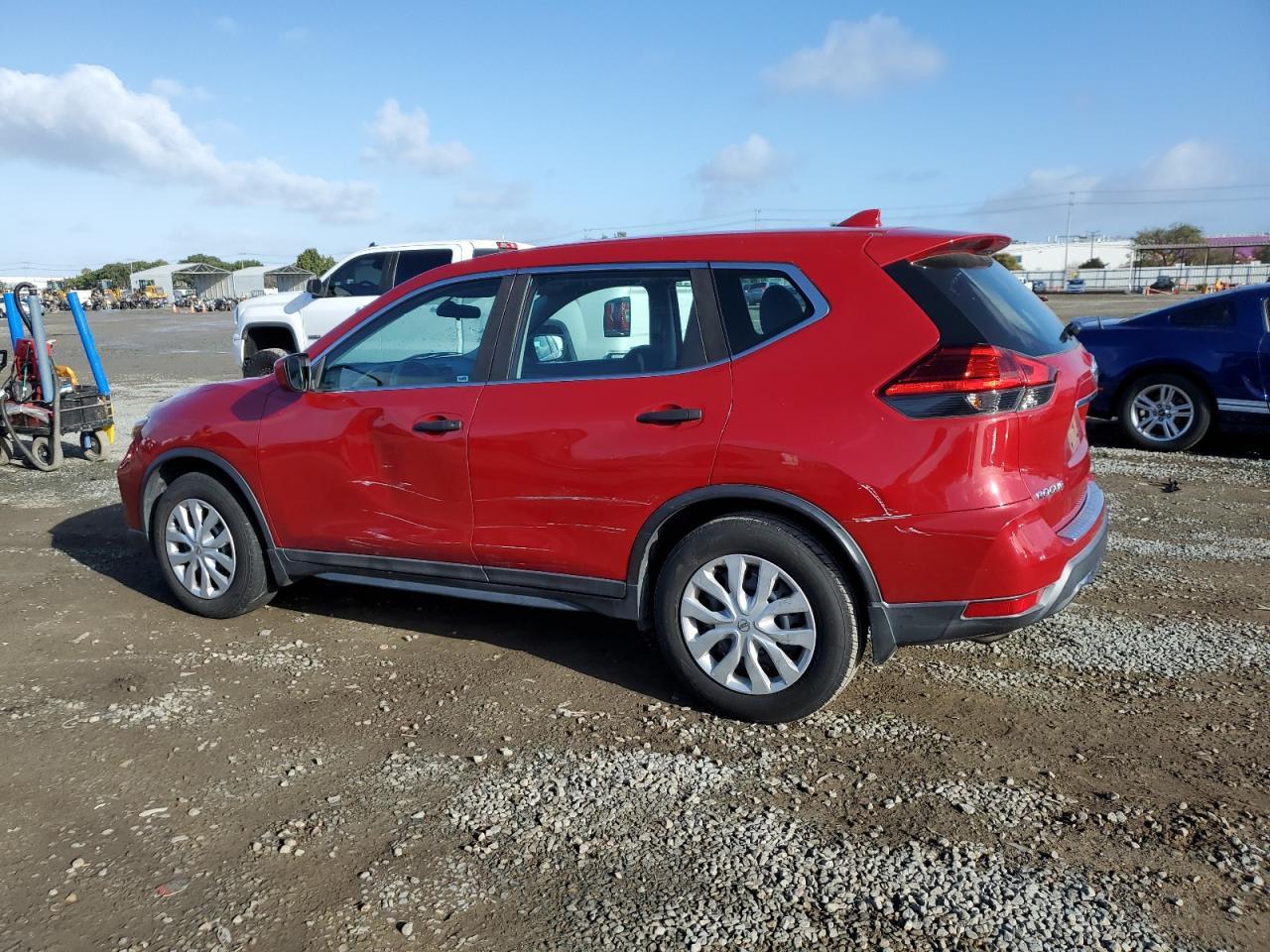 2017 NISSAN ROGUE S - Image 2