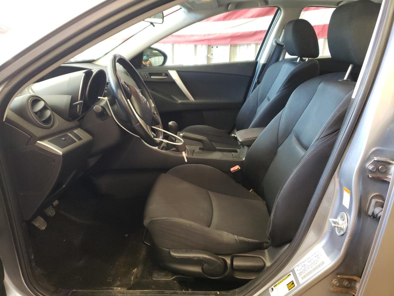 2010 MAZDA 3 S - Фото 7