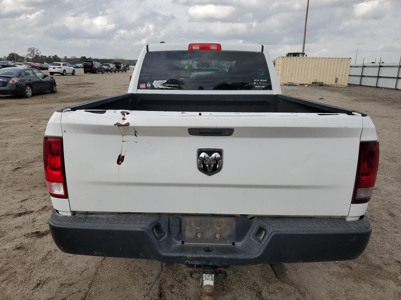 2017 RAM 1500 ST - Image 6