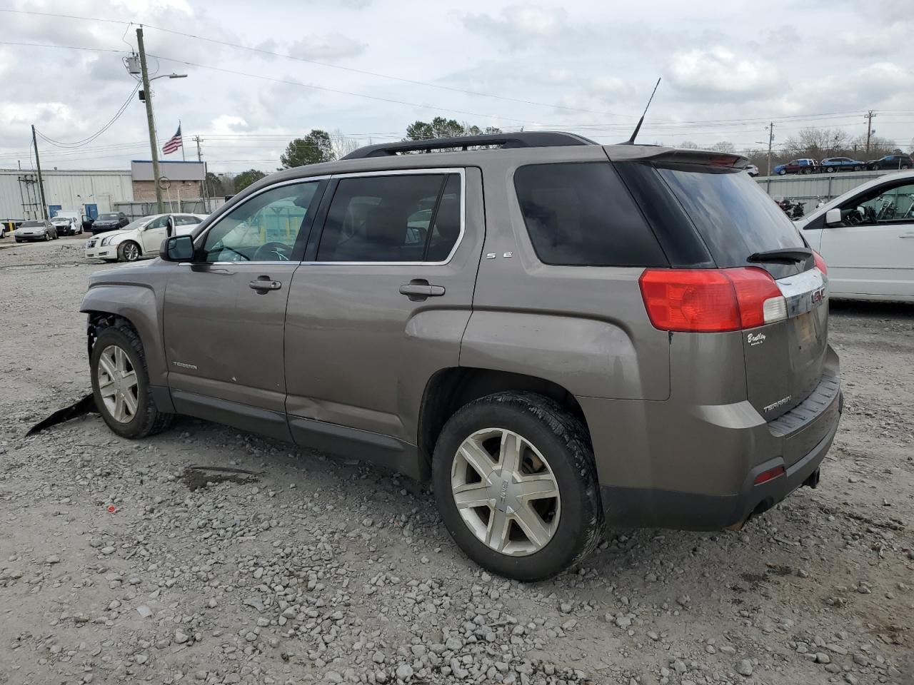 2012 GMC TERRAIN SL - Image 2