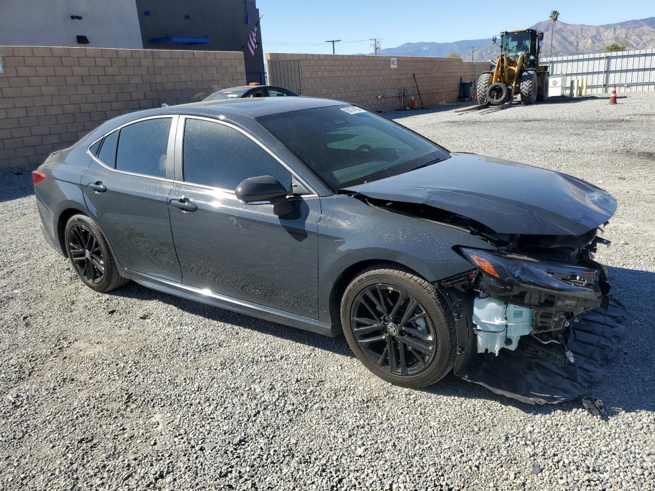 2025 TOYOTA CAMRY XSE - Фото 4