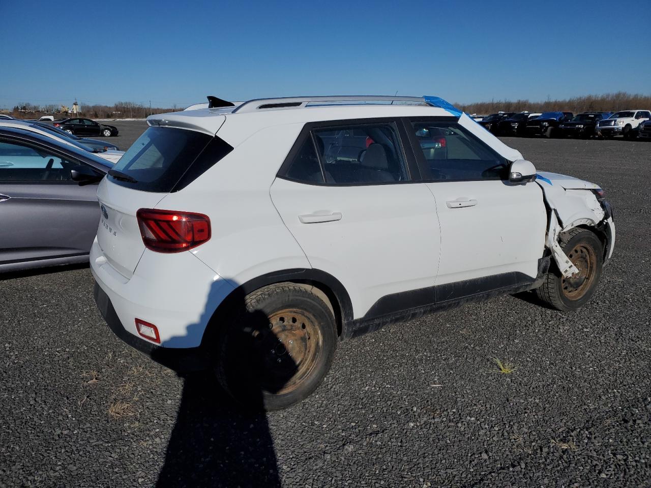 2021 HYUNDAI VENUE SEL - Фото 3