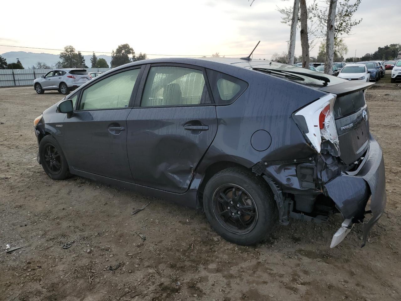2013 TOYOTA PRIUS - Фото 2