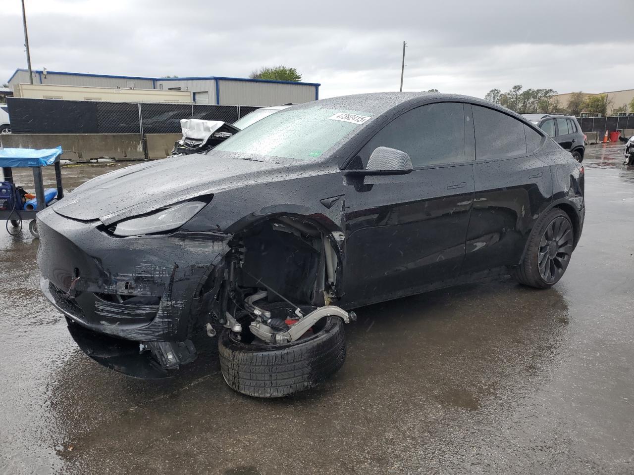 2023 TESLA MODEL Y
