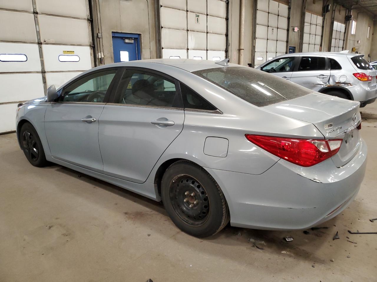 2011 HYUNDAI SONATA GLS - Фото 2