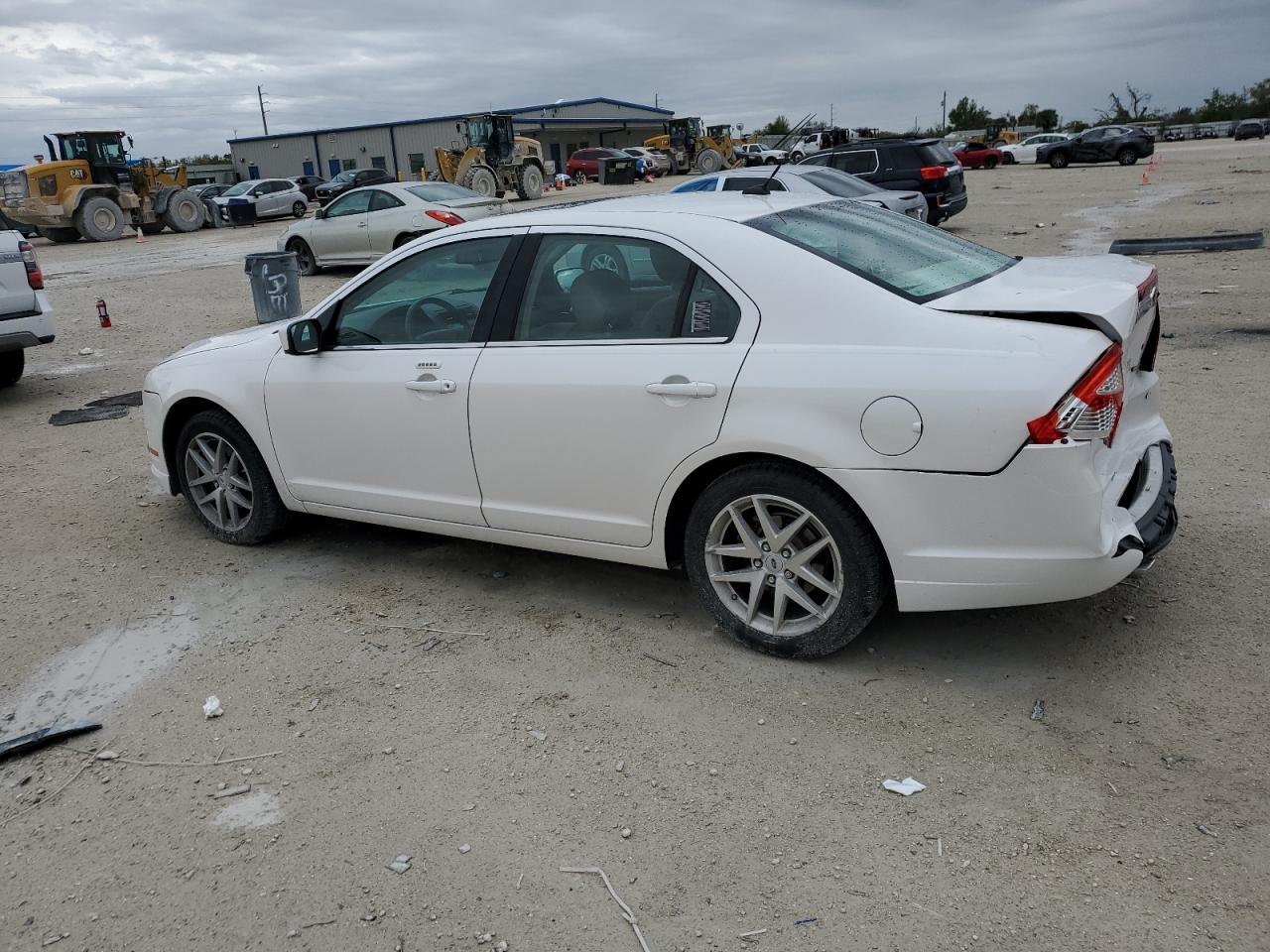 2012 FORD FUSION SEL - Фото 2