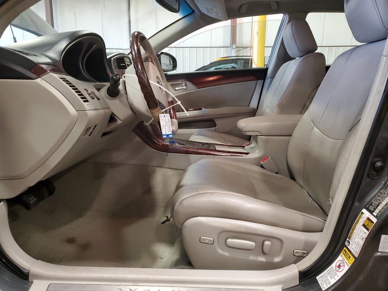 2011 TOYOTA AVALON BAS - Image 7