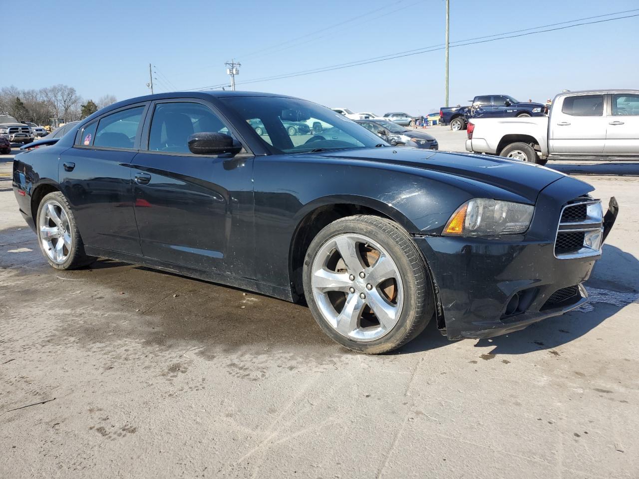 2014 DODGE CHARGER SX - Image 4