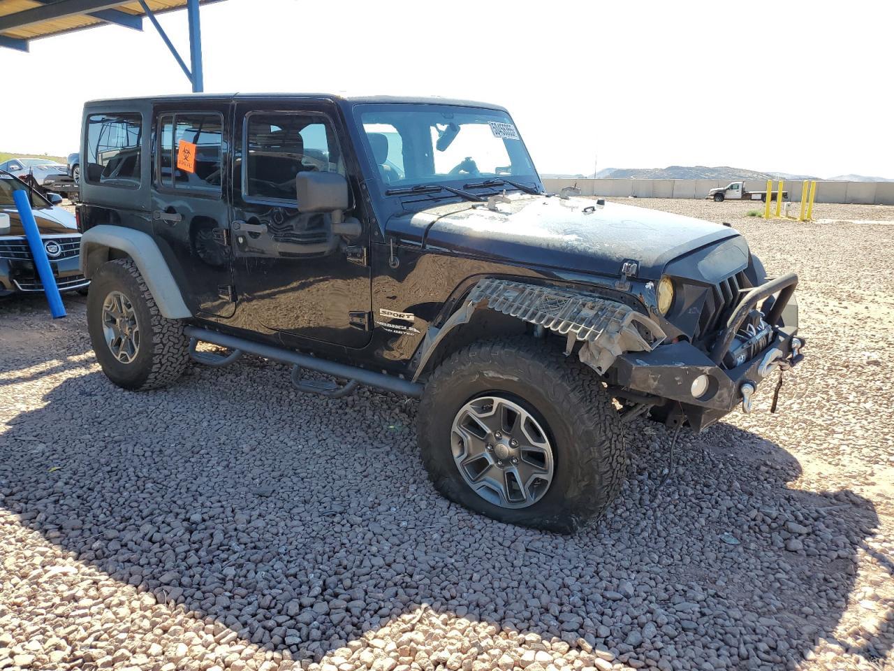 2012 JEEP WRANGLER U - Image 4