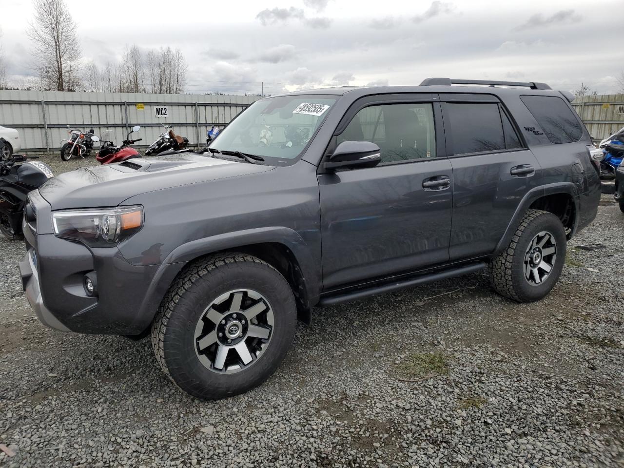 2022 TOYOTA 4RUNNER SR