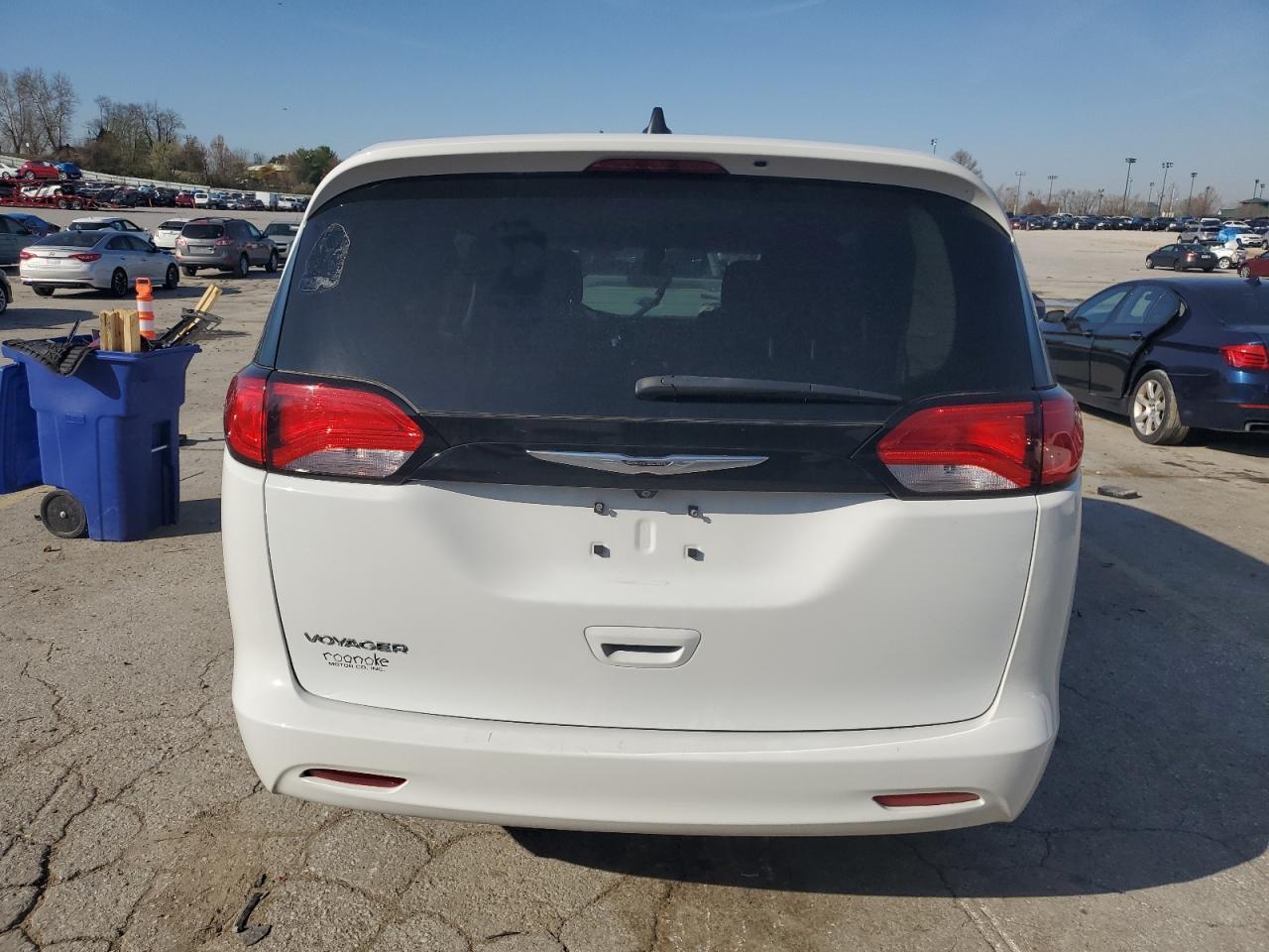 2022 CHRYSLER VOYAGER LX - Image 6