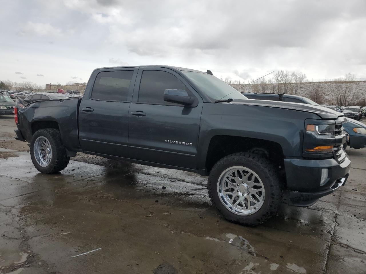2017 CHEVROLET SILVERADO - Фото 4