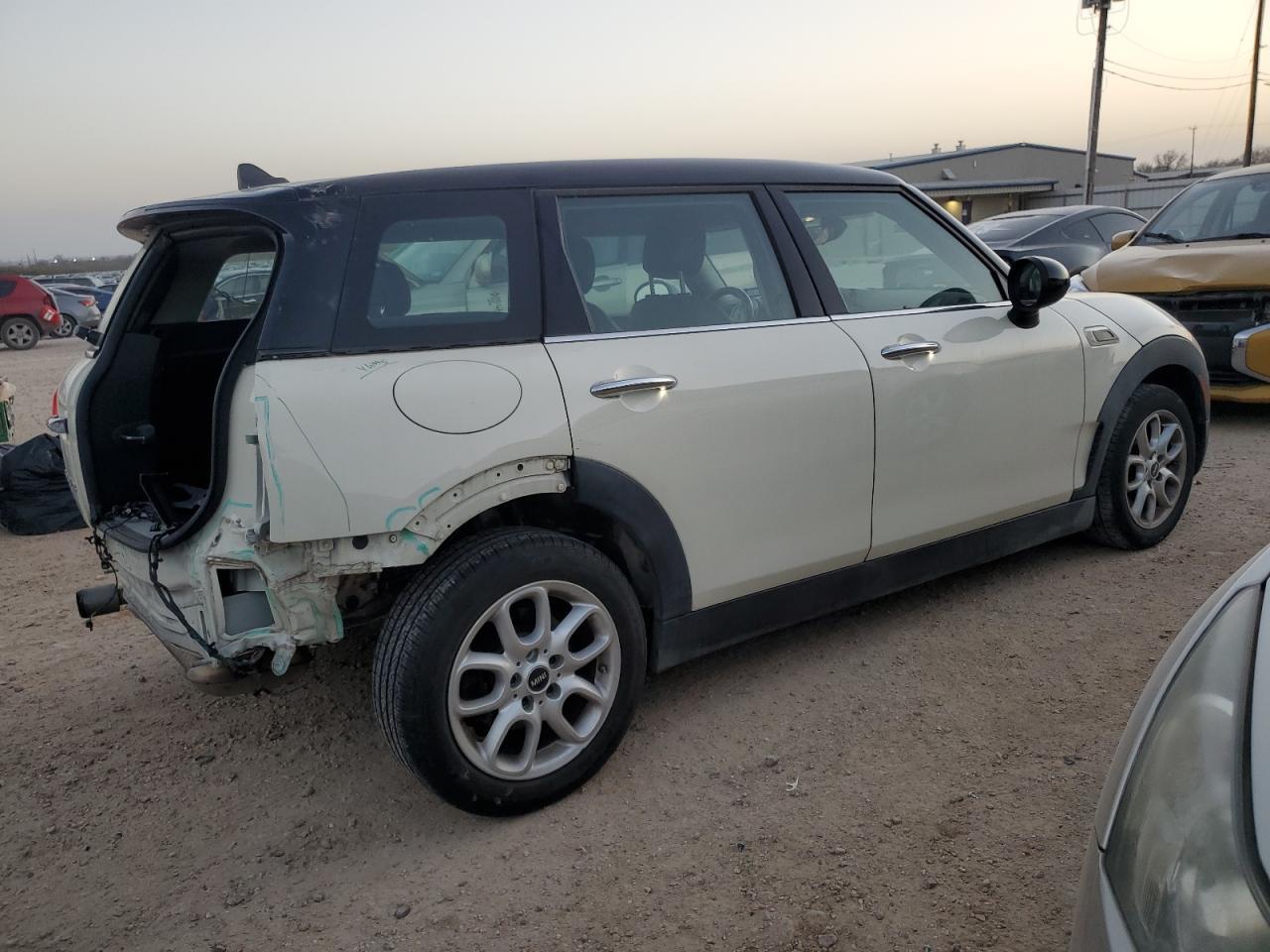 2016 MINI COOPER CLU - Фото 3