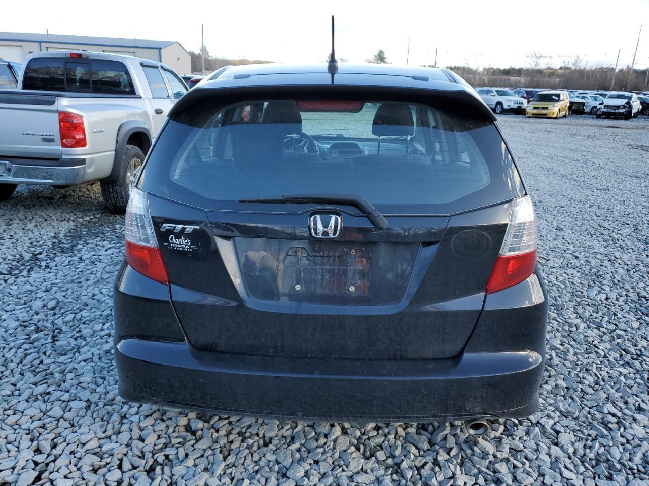 2011 HONDA FIT SPORT - Фото 6