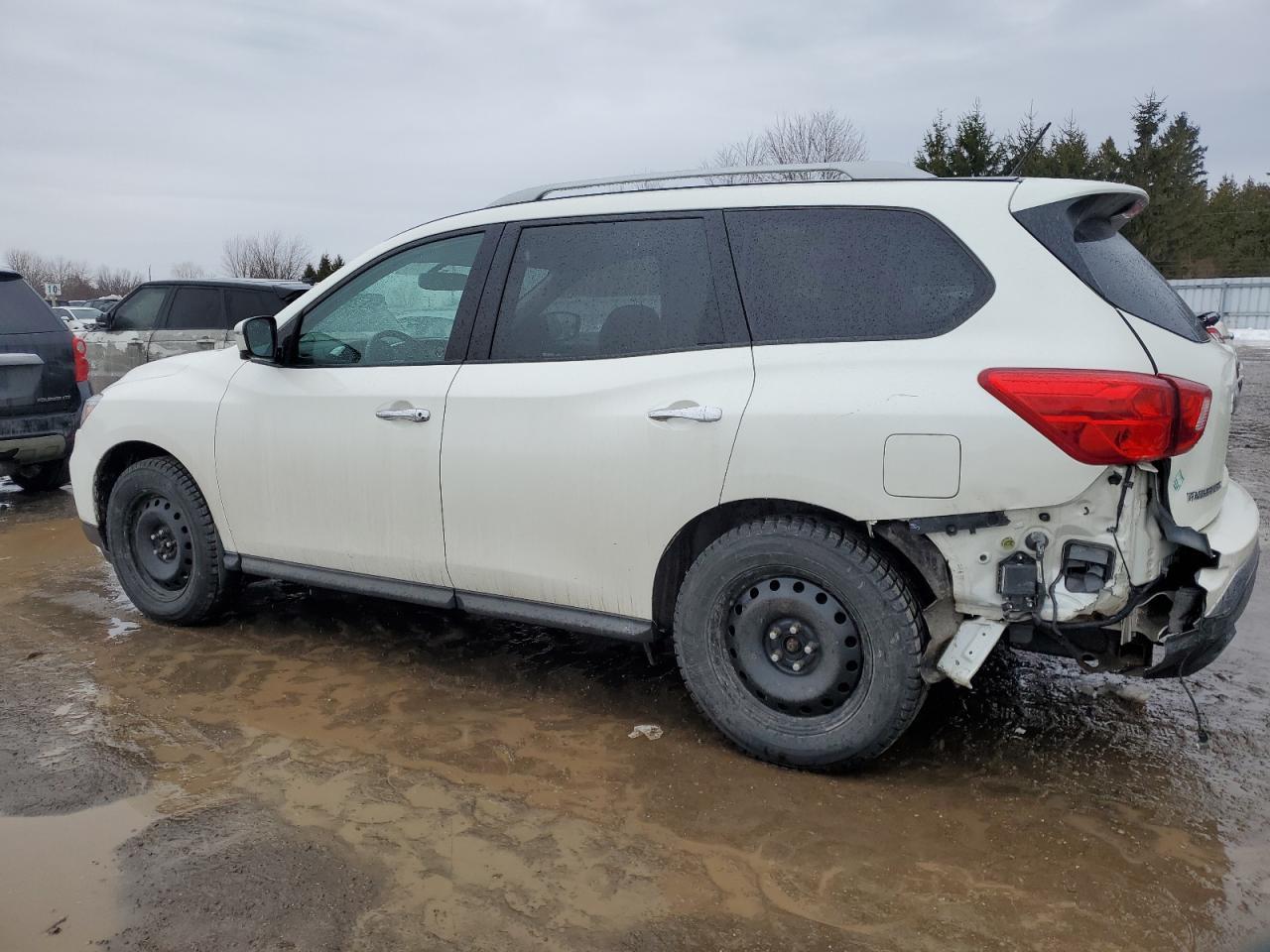 2017 NISSAN PATHFINDER - Image 2