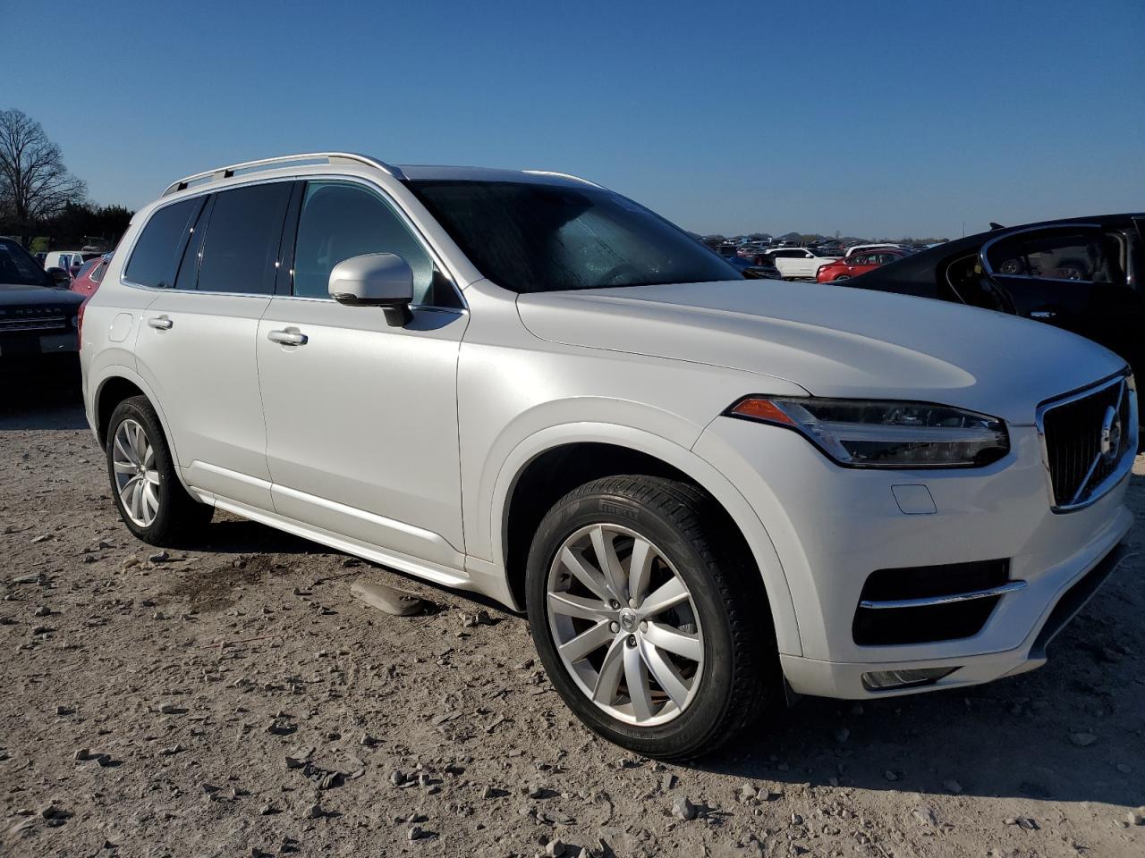 2016 VOLVO XC90 T6 - Фото 4