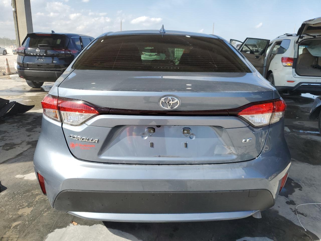 2021 TOYOTA COROLLA LE - Фото 6