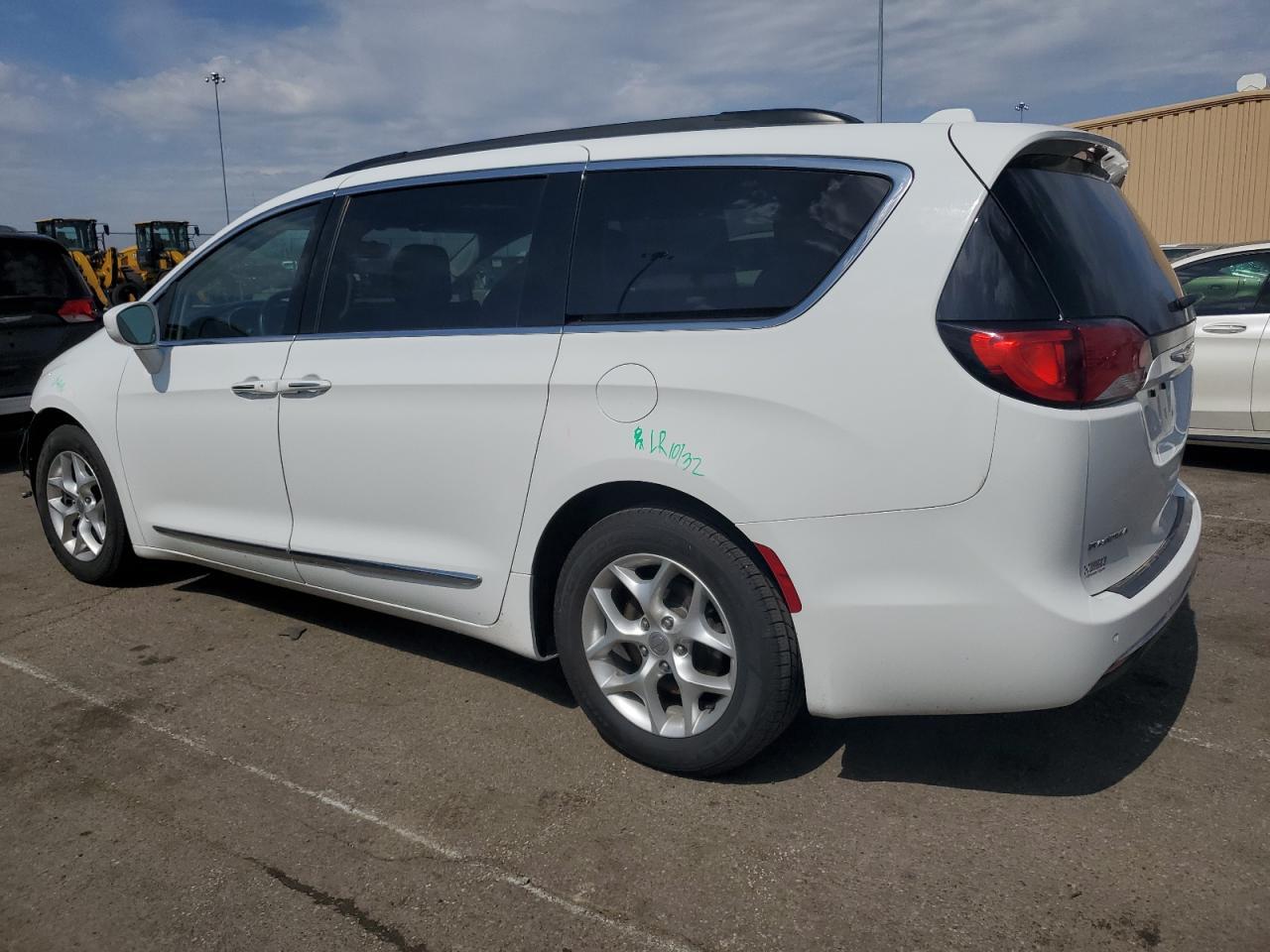 2017 CHRYSLER PACIFICA T - Фото 2