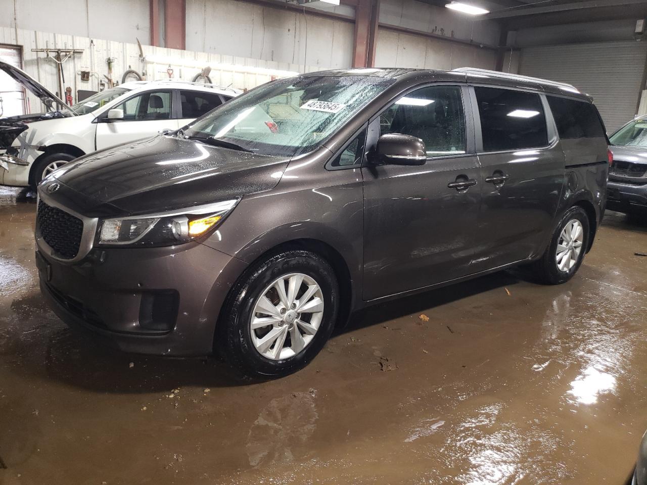 2017 KIA SEDONA LX