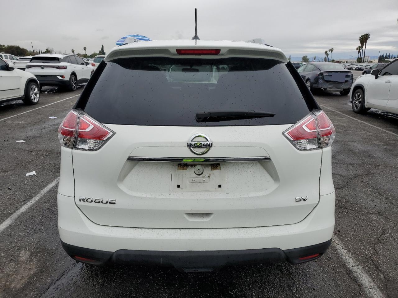 2015 NISSAN ROGUE S - Image 6