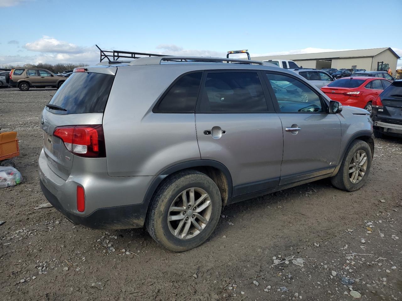 2015 KIA SORENTO LX - Image 3