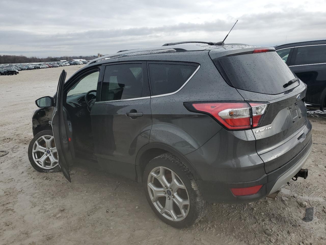 2017 FORD ESCAPE TIT - Image 2