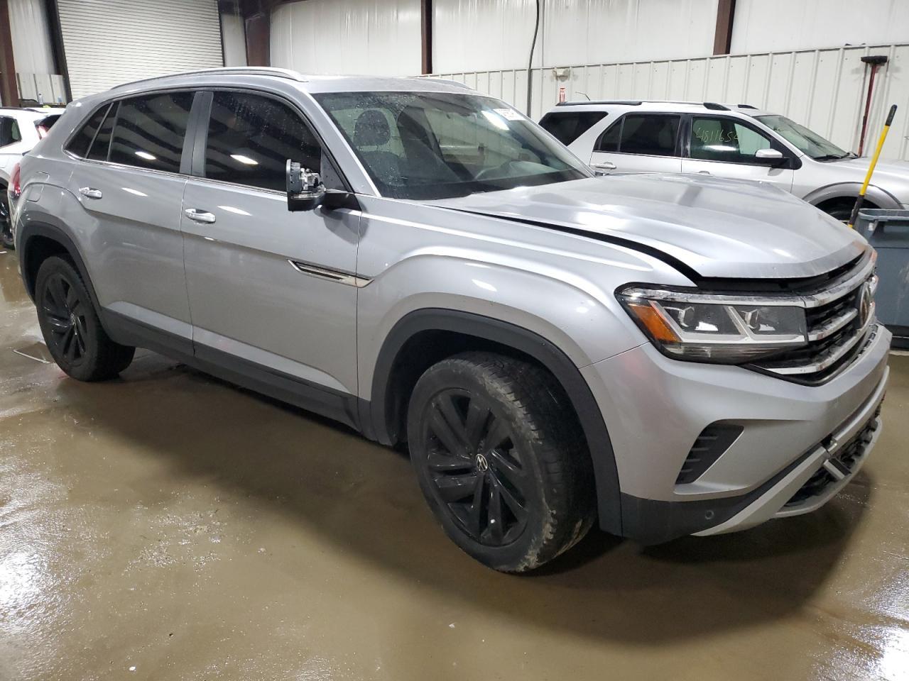 2022 VOLKSWAGEN ATLAS CROS - Фото 4
