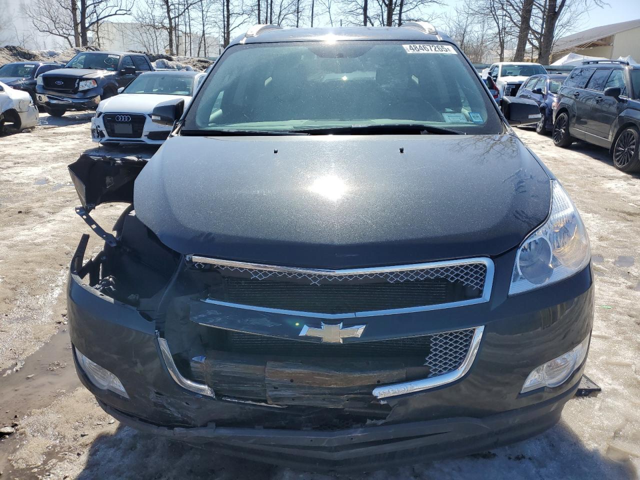 2011 CHEVROLET TRAVERSE L - Фото 5