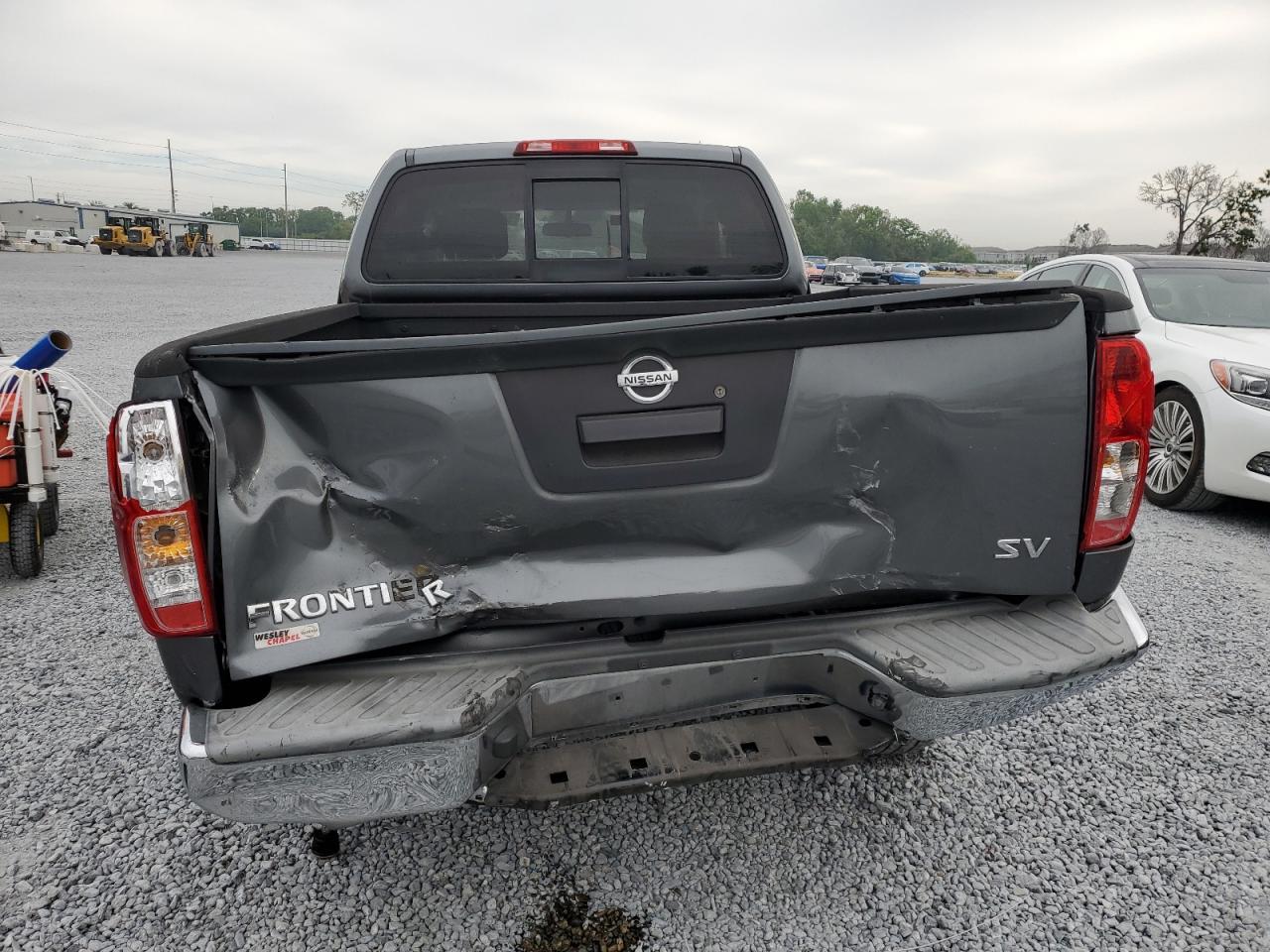 2017 NISSAN FRONTIER S - Image 6