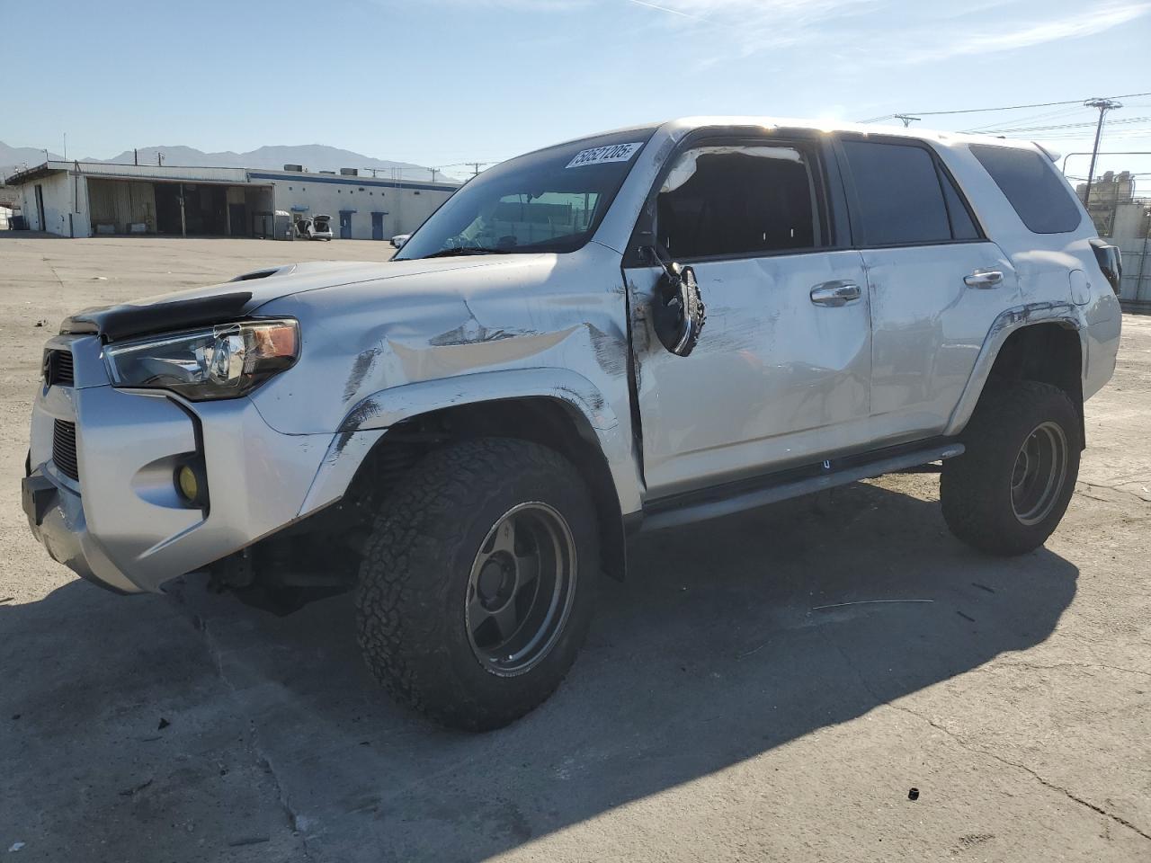 2018 TOYOTA 4RUNNER SR