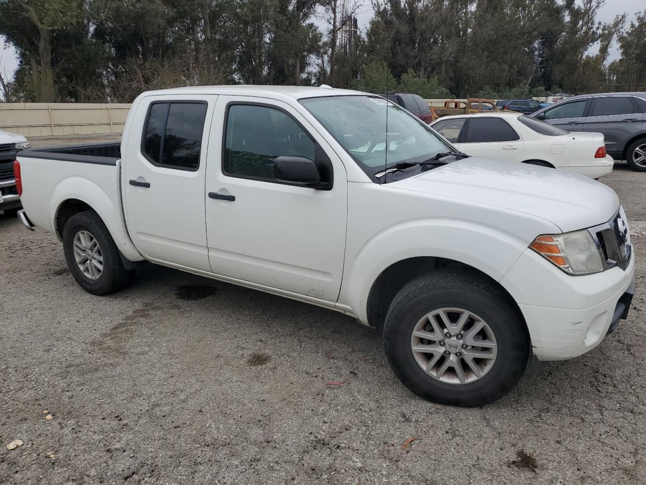 2016 NISSAN FRONTIER S - Image 4