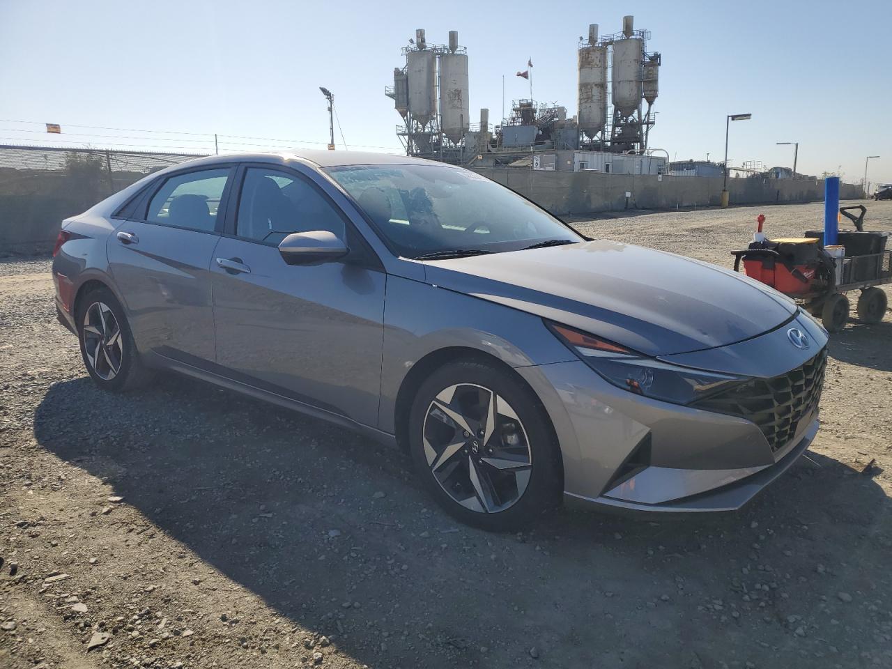 2023 HYUNDAI ELANTRA SE - Image 4