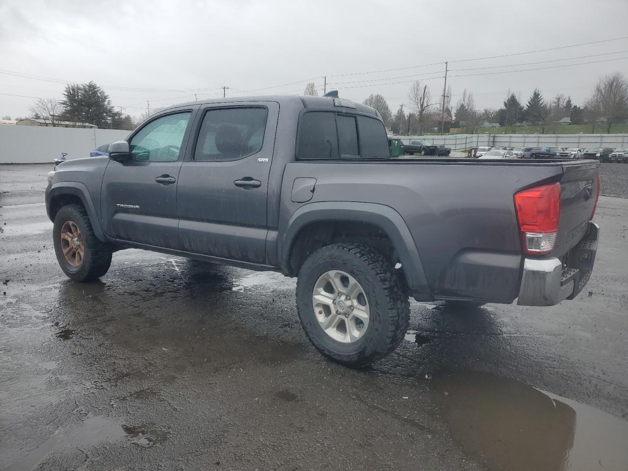 2016 TOYOTA TACOMA DOU - Фото 2
