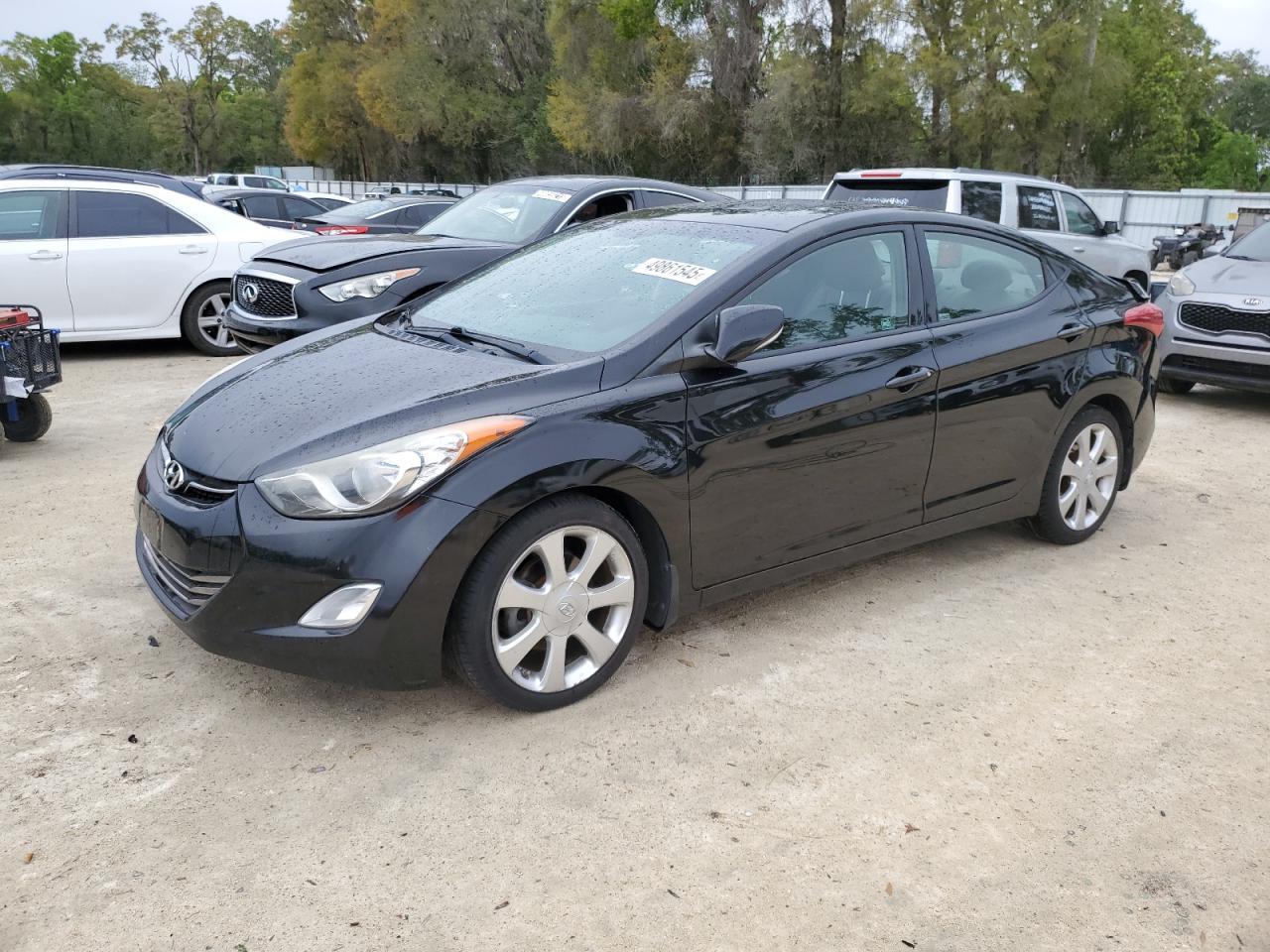2013 HYUNDAI ELANTRA GL