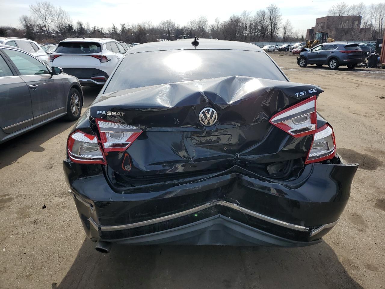 2015 VOLKSWAGEN PASSAT SE - Фото 6