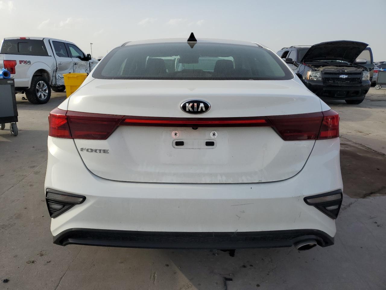 2020 KIA FORTE FE - Image 6