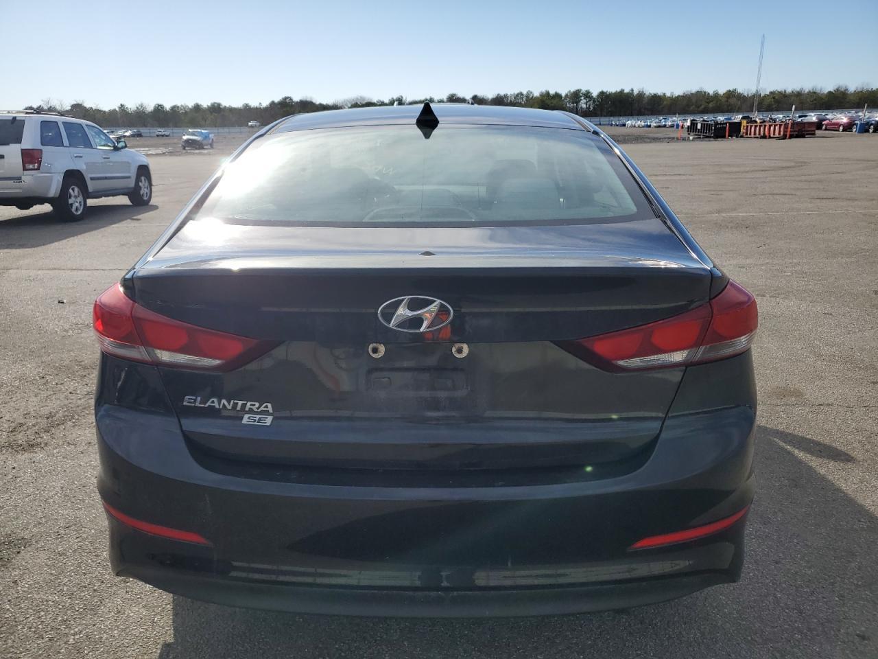 2017 HYUNDAI ELANTRA SE - Image 6