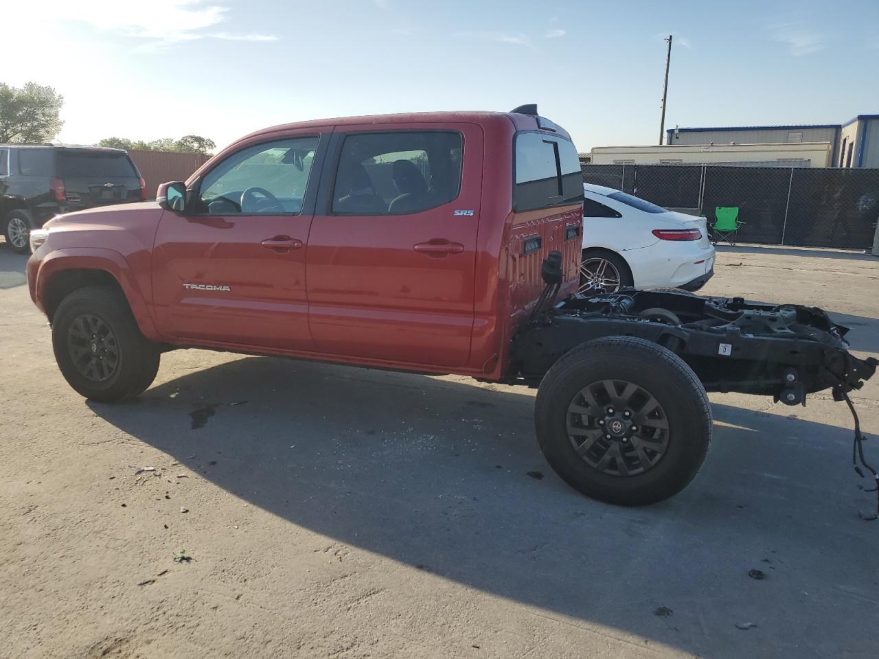 2023 TOYOTA TACOMA DOU - Фото 2