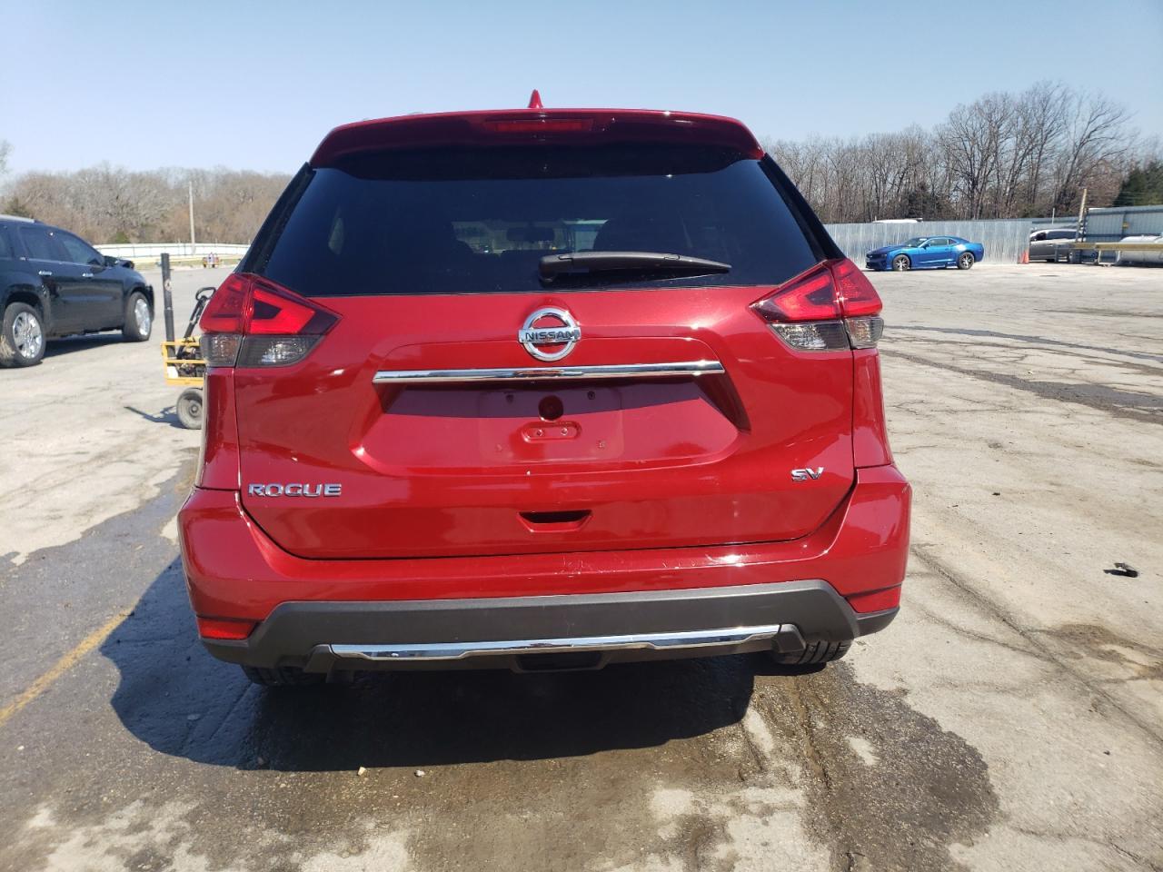 2017 NISSAN ROGUE S - Фото 6