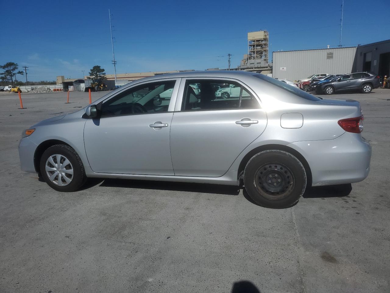 2013 TOYOTA COROLLA BA - Фото 2