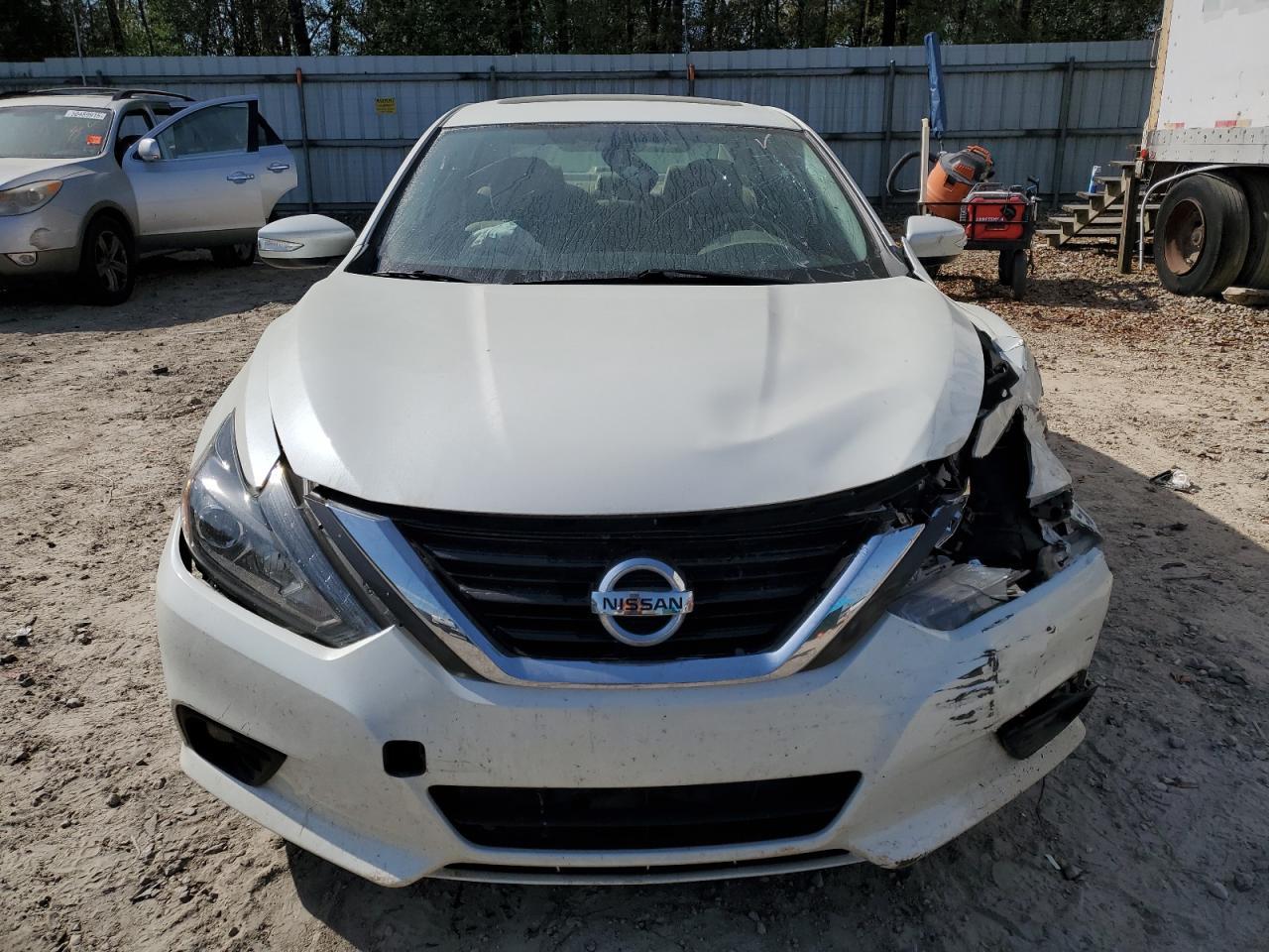 2017 NISSAN ALTIMA 2.5 - Фото 5