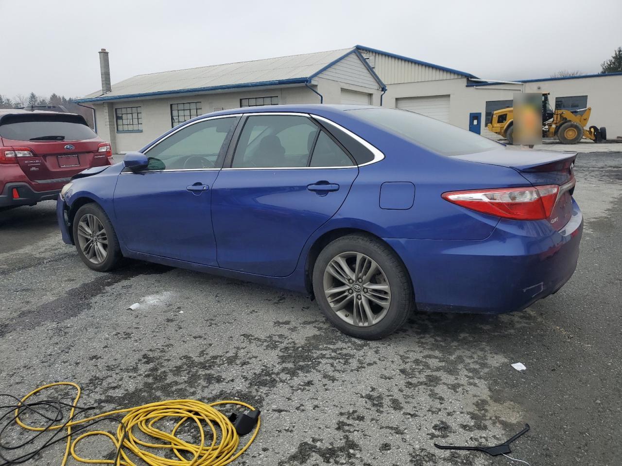 2016 TOYOTA CAMRY LE - Фото 2