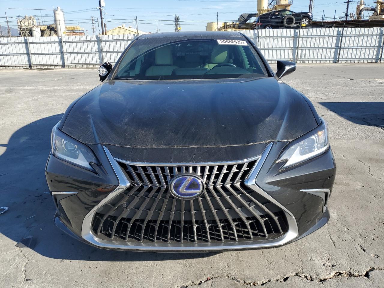 2022 LEXUS ES 300H BA - Фото 5