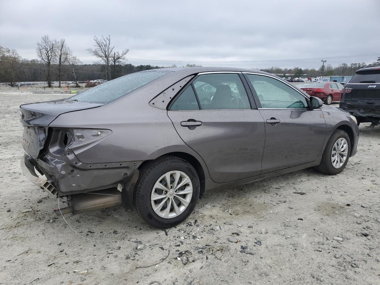 2017 TOYOTA CAMRY LE - Фото 3
