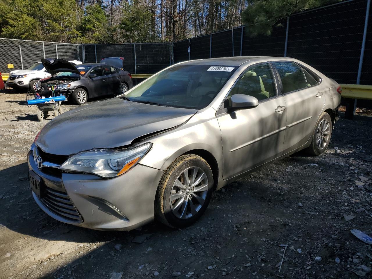 2016 TOYOTA CAMRY LE