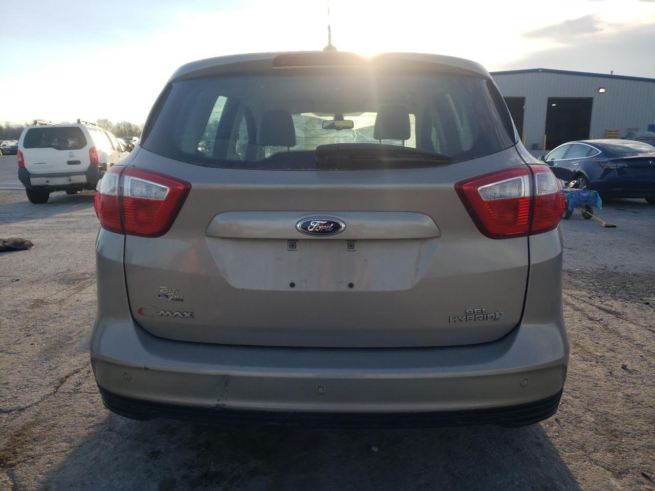 2015 FORD C-MAX SEL - Фото 6