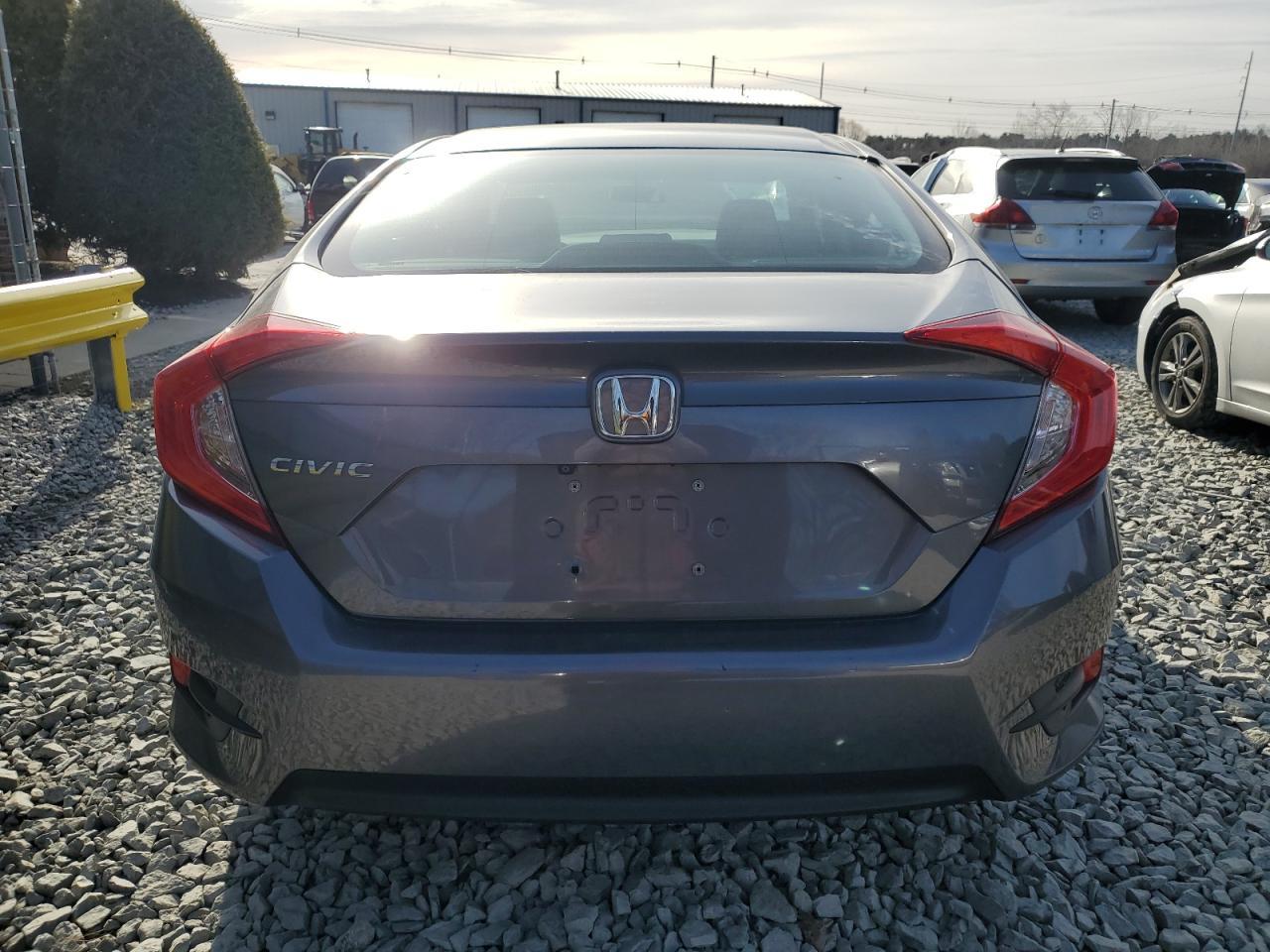 2016 HONDA CIVIC LX - Image 6