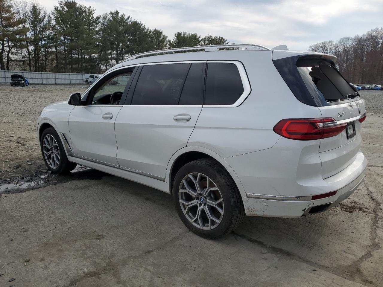 2022 BMW X7 XDRIVE4 - Фото 2